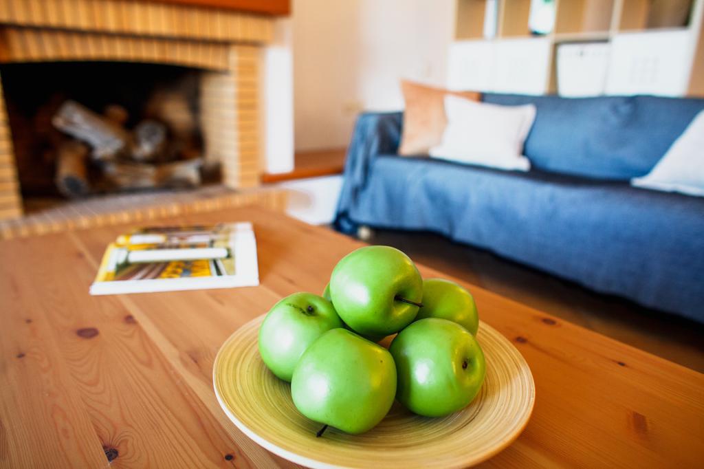 Wild Pear Villa Ligariá Kültér fotó